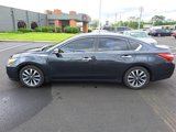 Used 2017 Nissan Altima 2.5 SV w/ Convenience Package image 2