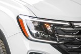 New 2025 Volkswagen Atlas Peak Edition SE image 4