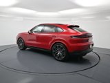 Used 2024 Porsche Cayenne Coupe image 3