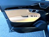 Used 2018 Volvo XC90 T6 Momentum w/ Convenience Package image 5