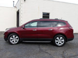 Used 2017 Chevrolet Traverse LT w/ Style and Technology Package image 3