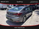 Used 2019 Hyundai Elantra SEL image 5
