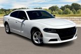 Used 2019 Dodge Charger SXT image 2