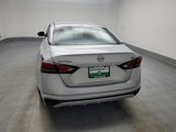 Used 2023 Nissan Altima 2.5 SV image 6