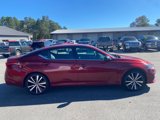 Used 2020 Nissan Altima 2.5 SR w/ Premium Package image 6