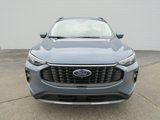 Used 2023 Ford Escape Platinum image 3