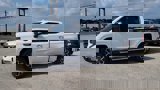 New 2025 GMC Sierra 1500 SLT image 3