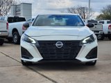 Used 2025 Nissan Altima 2.5 SV image 2