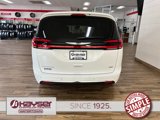 New 2025 Chrysler Pacifica Select image 4