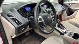 Used 2013 Ford Focus SE w/ SE Winter Pkg image 5