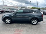 Used 2023 Kia Sorento LX image 5