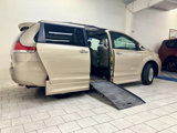 Used 2011 Toyota Sienna XLE image 2