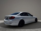 Used 2018 BMW 320i Sedan image 4