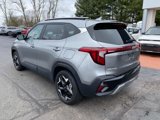 Used 2024 Kia Seltos EX image 3