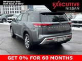 New 2025 Nissan Pathfinder SL image 4