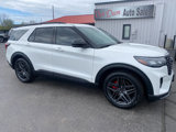 Used 2025 Ford Explorer ST image 2