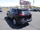 Used 2018 Jeep Cherokee Latitude image 5