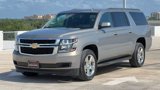 Used 2018 Chevrolet Suburban LT image 2