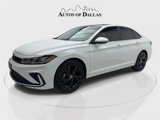 Used 2025 Volkswagen Jetta SE w/ Sunroof Package image 5