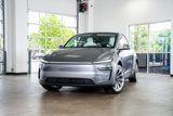 Used 2026 Tesla Model Y Long Range image 2