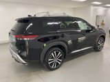 New 2025 Nissan Pathfinder Platinum w/ Cargo Package image 5