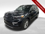 Used 2022 Ford Explorer XLT image 3