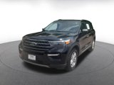 Used 2024 Ford Explorer XLT w/ Equipment Group 202A image 5