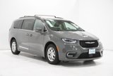 Used 2022 Chrysler Pacifica Touring-L image 4