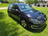 Used 2017 Volkswagen e-Golf SE image 6