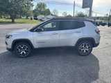New 2025 Jeep Compass Limited image 2