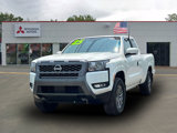 Used 2025 Nissan Frontier SV w/ SV Convenience Package image 2