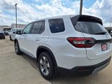 New 2025 Honda Pilot EX-L image 3