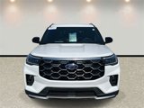 Used 2025 Ford Explorer Platinum image 2