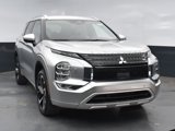 Used 2024 Mitsubishi Outlander SEL image 2