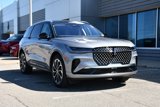 New 2025 Lincoln Nautilus Reserve image 2