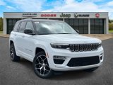 New 2025 Jeep Grand Cherokee Summit image 2