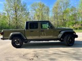New 2025 Jeep Gladiator Sport image 4