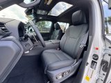 New 2025 Lexus LX 600 4WD w/ Luxury Package image 5