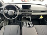 New 2025 Honda Pilot Sport image 2