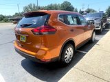 Used 2017 Nissan Rogue S image 5