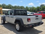 Used 2023 Jeep Gladiator Sport image 2