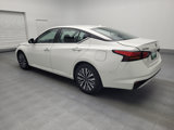 Used 2023 Nissan Altima 2.5 SV image 3