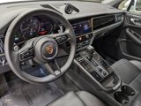 Certified 2025 Porsche Macan image 4