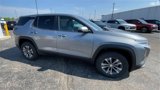 New 2026 Chevrolet Equinox LT w/ Convenience Package II image 3