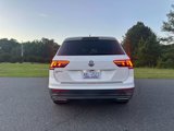 Used 2019 Volkswagen Tiguan SE w/ Panoramic Sunroof Package image 5