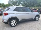 Used 2023 Hyundai Venue SE image 5