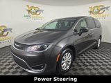 Used 2019 Chrysler Pacifica Touring Plus image 4