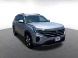 Used 2024 Volkswagen Atlas SE image 3