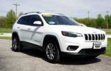 Used 2019 Jeep Cherokee Latitude Plus w/ Cold Weather Group image 4