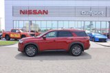 New 2025 Nissan Pathfinder SL image 3